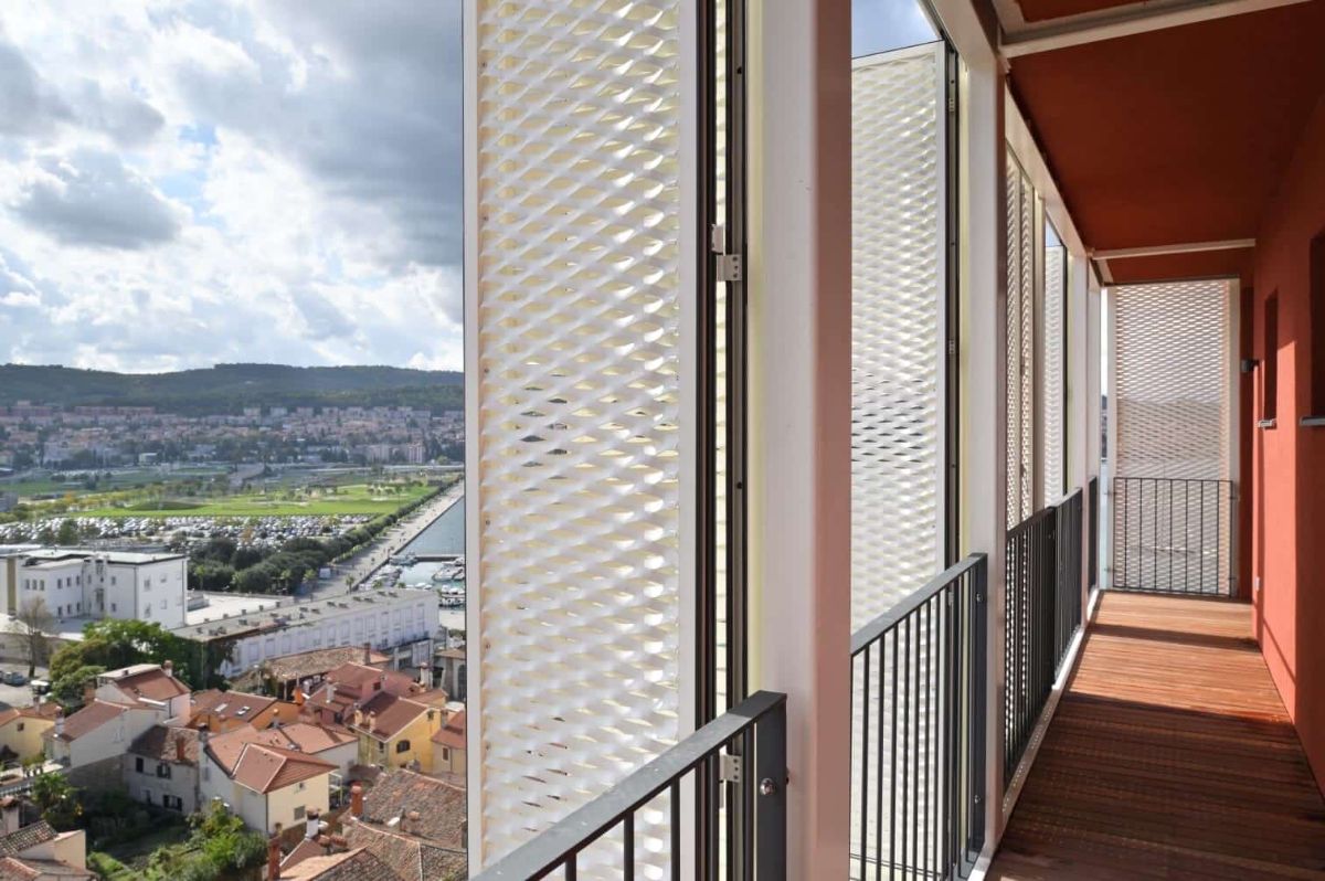 Αντηλιακό για κτίριο κατοικιών